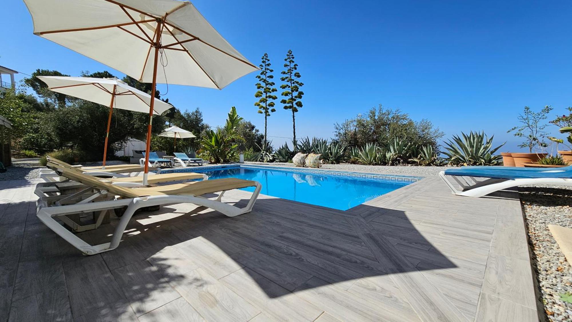 Campo Agave Luxury Tents Sayalonga Exterior photo